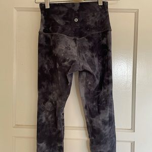 Lululemon Align High Rise Crop 21” Grey Tie Dye